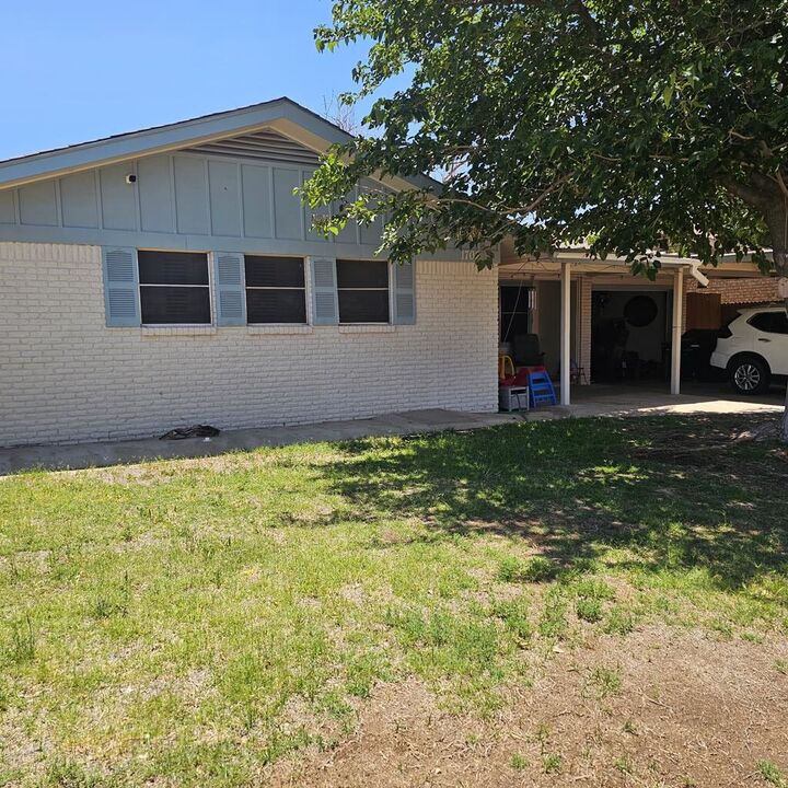 Property Photo:  1708 49th St  TX 79762 