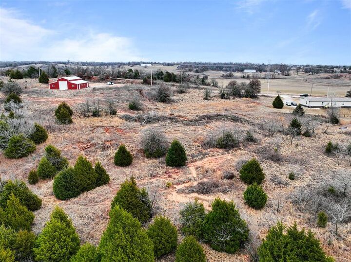 Property Photo:  5601 S Henney Road  OK 73020 