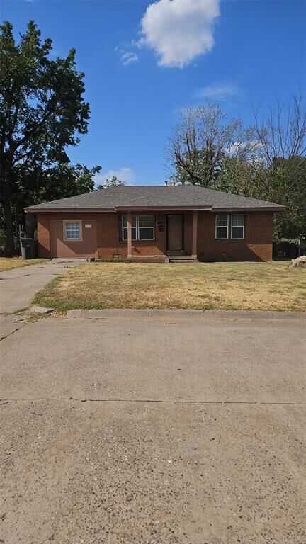 Property Photo: 3301 SE 20th Street OK 73115