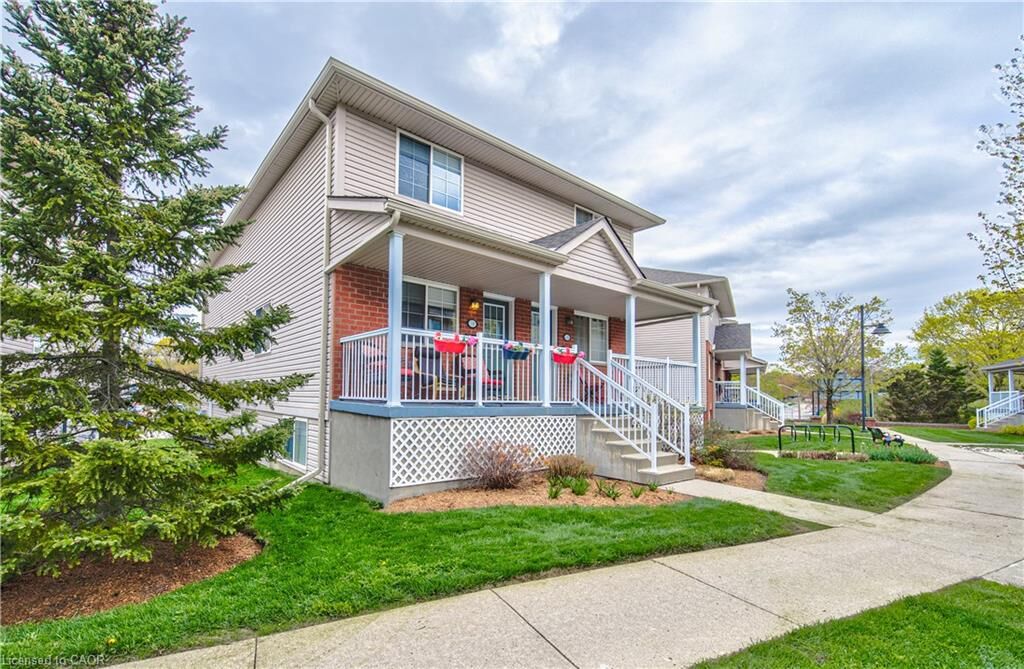 Property Photo: 139 Brighton Street 3B ON N2J 4Z5