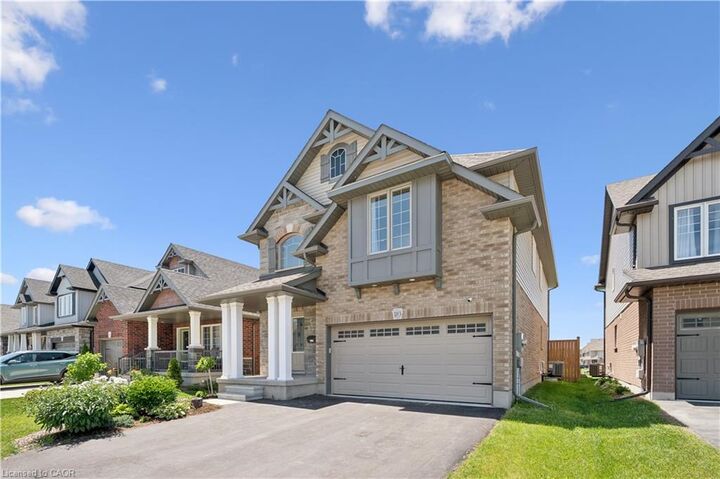Property Photo: 183 Snyder Avenue N ON N3B 0C9