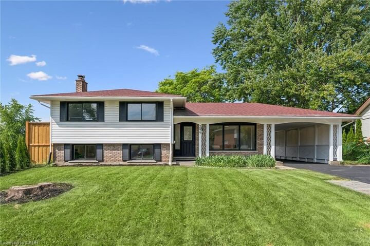 Property Photo: 299 Dale Crescent ON N2J 3Y4