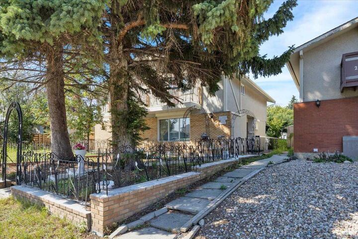Property Photo: 2025 40 Street SE AB T2B 1B6