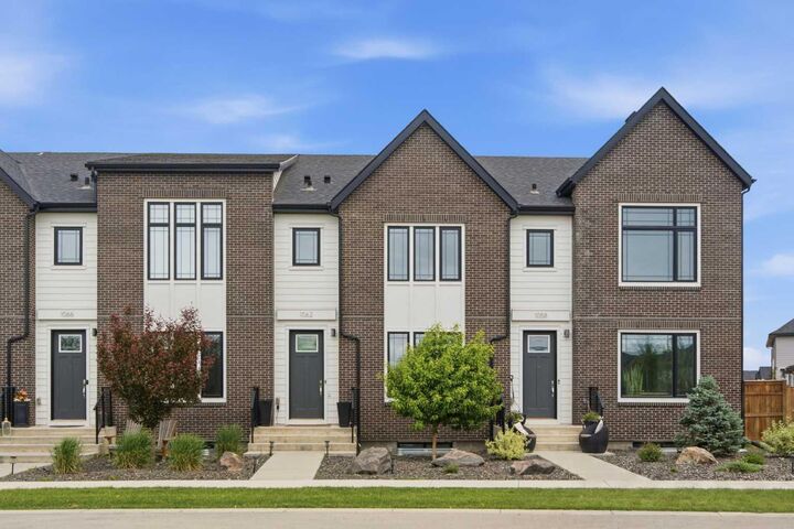 Property Photo:  1062 Harmony Parade  AB T3Z 0H1 