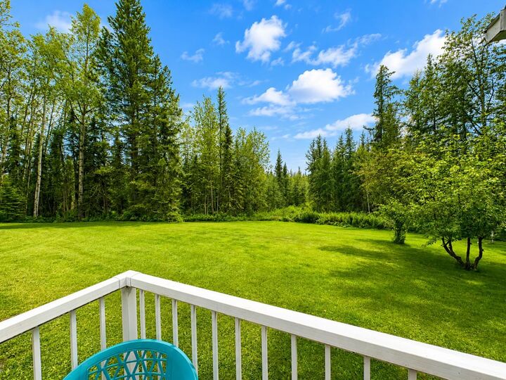 Property Photo: 33 Country Lane AB T4T 2A3
