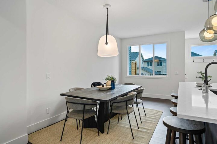 Property Photo: 7178 Rangeview Avenue SE AB T3S 0S5