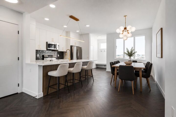 218 Greystone Boulevard — photo 1