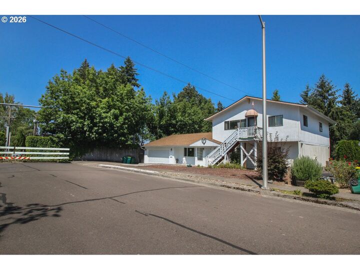 Property Photo: 14475 SW 20th St OR 97008