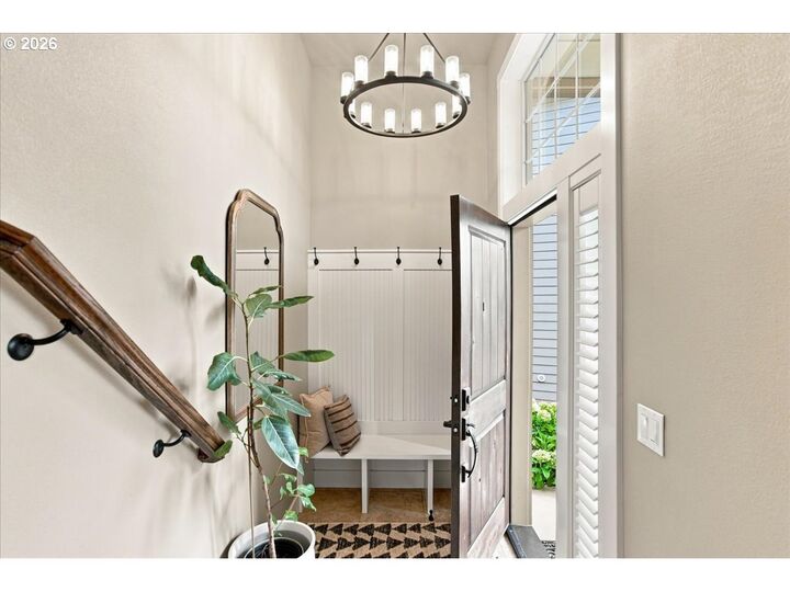 Property Photo: 5081 G St WA 98671