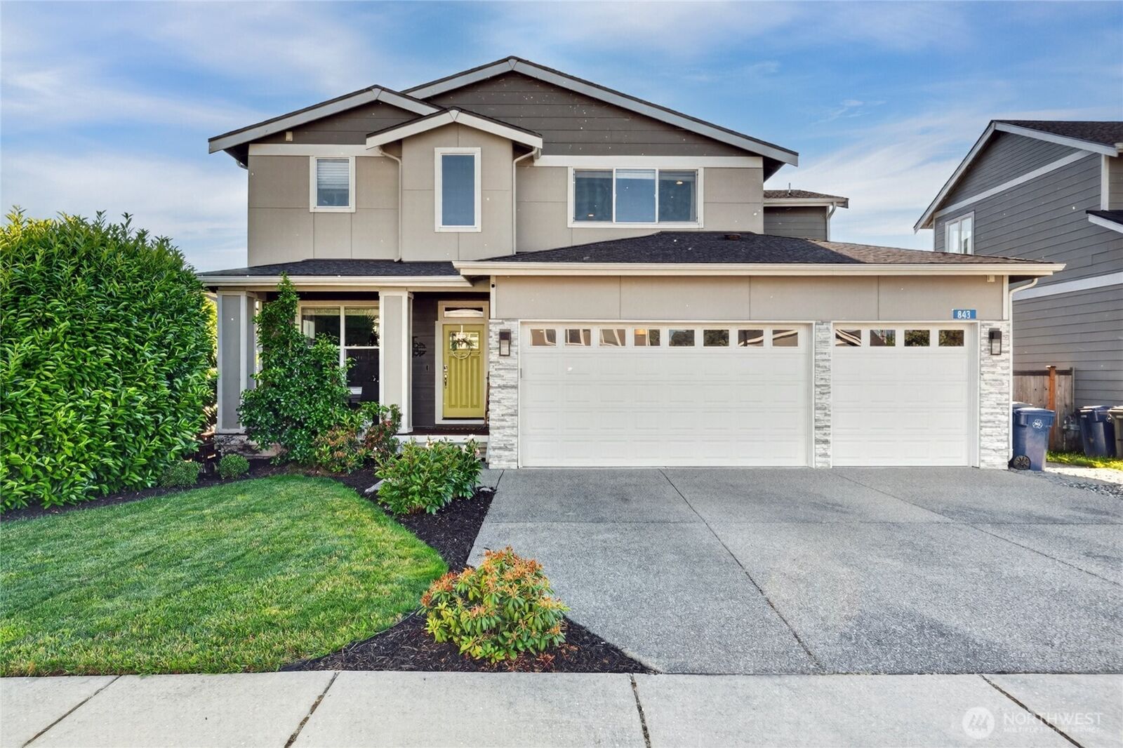 Property Photo:  843  Katelyn Court  WA 98233 