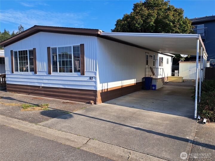 Property Photo:  225 NE Ernst 97  WA 98277 