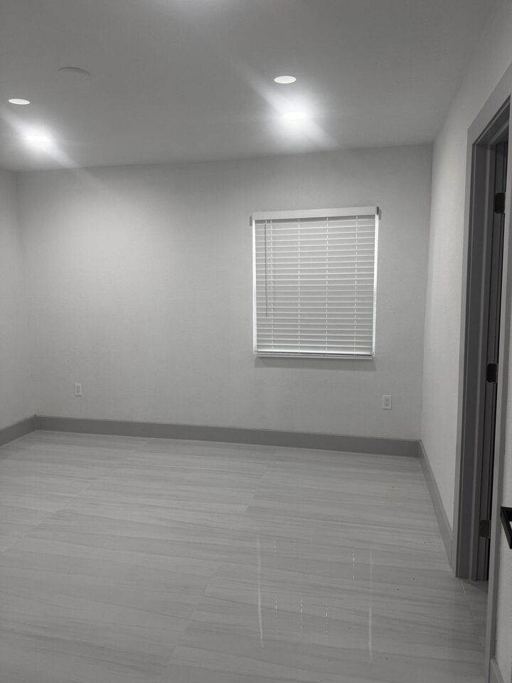 Property Photo: 405 N E Street FL 33460