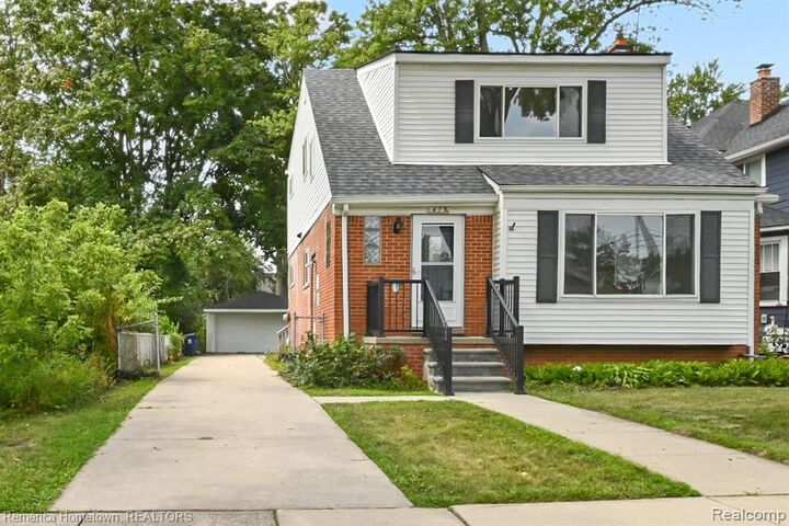 Property Photo:  475 N Harvey Street N  MI 48170 