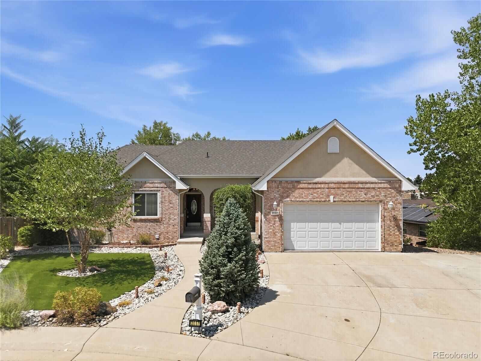Property Photo:  2057 S Ironton Court  CO 80014 