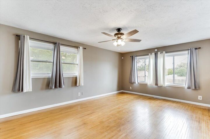 Property Photo: 8206 E Levitt Dr KS 67207-3234
