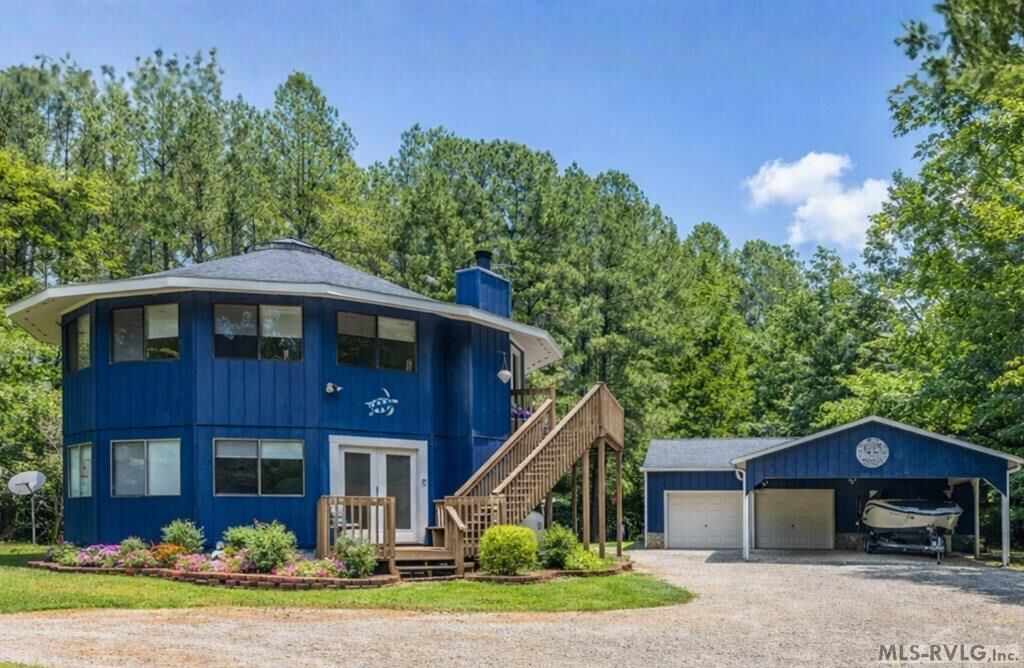Property Photo:  878 Anchor Drive  VA 23919 