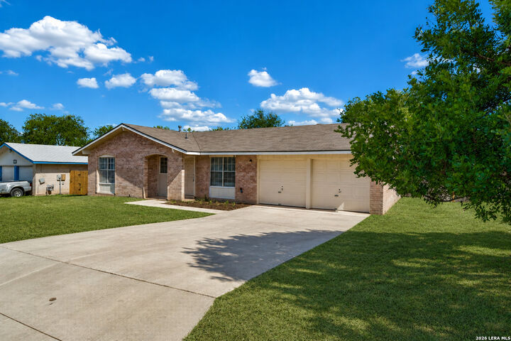 Property Photo:  14202 Canary Ln  TX 78217 