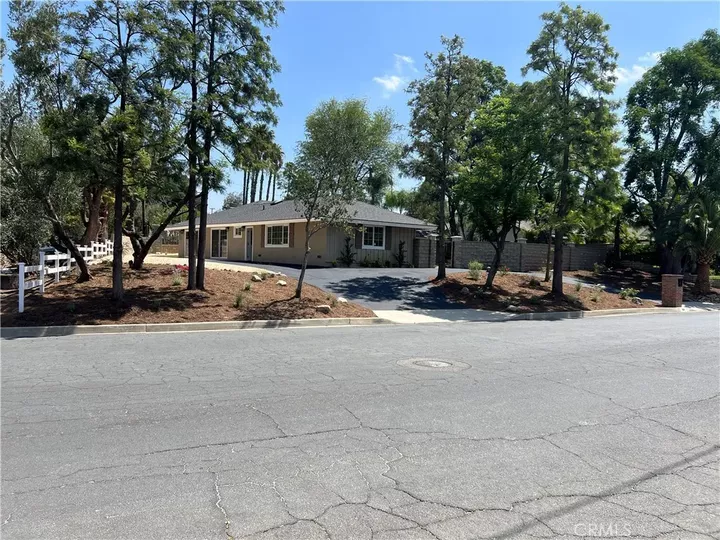 Property Photo: 7831 Live Oak CA 92509