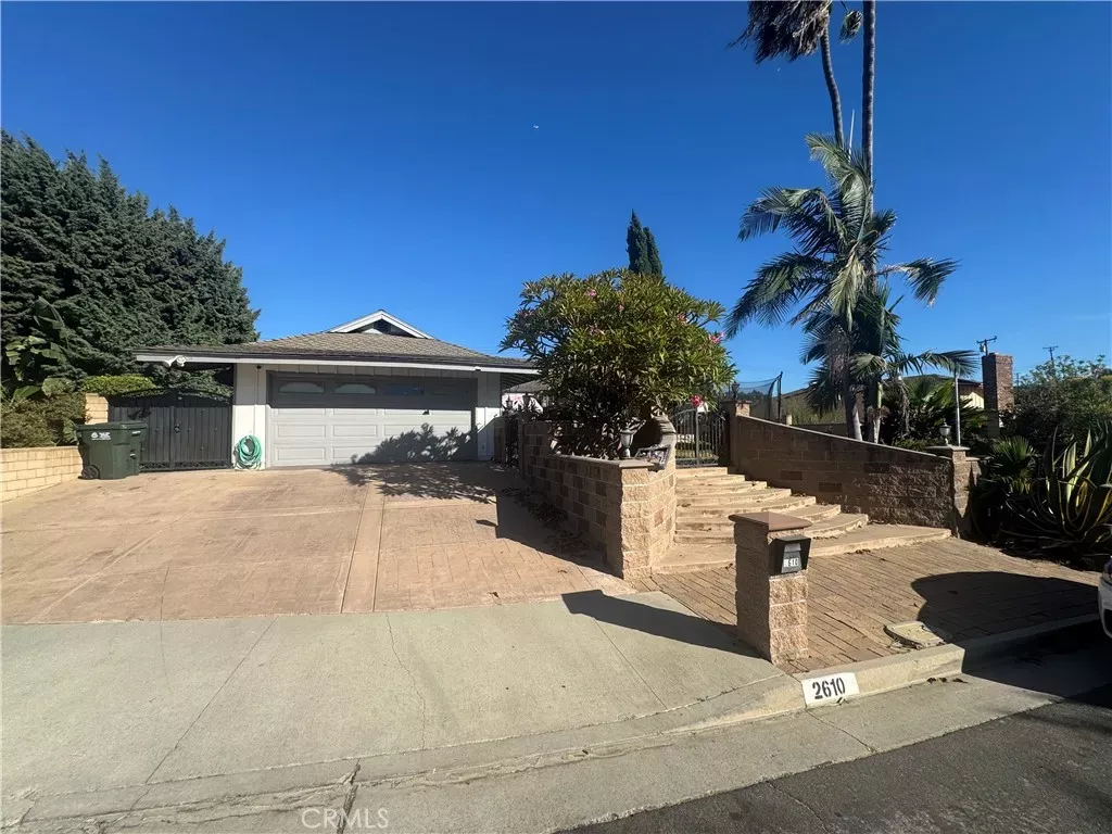Property Photo:  2610 El Volcan  CA 91745 