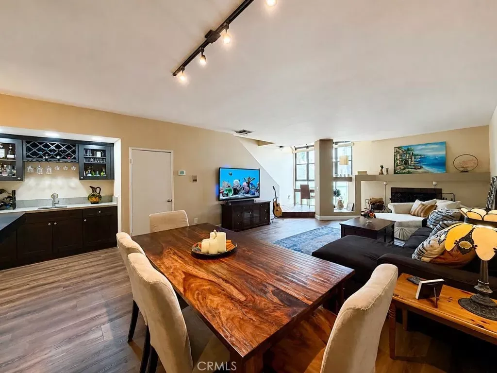 Property Photo:  5230 Bellingham  CA 91607 