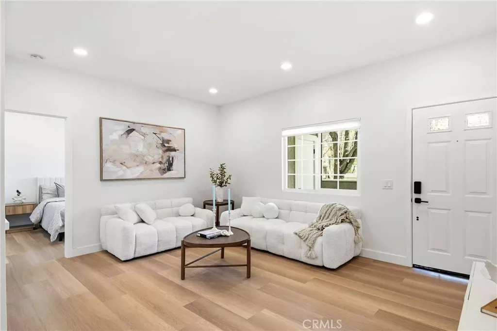 Property Photo:  55 Via Cresta  CA 92688 