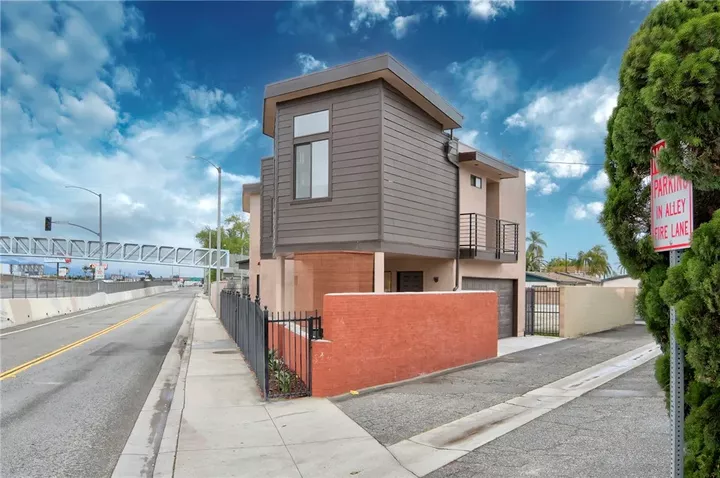 Property Photo:  13018 Dalewood  CA 91706 