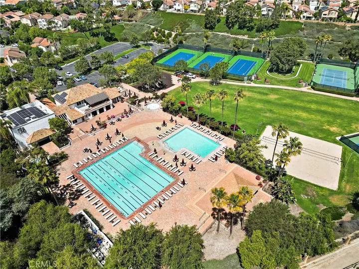 Property Photo:  28732 Calle Vista  CA 92677 