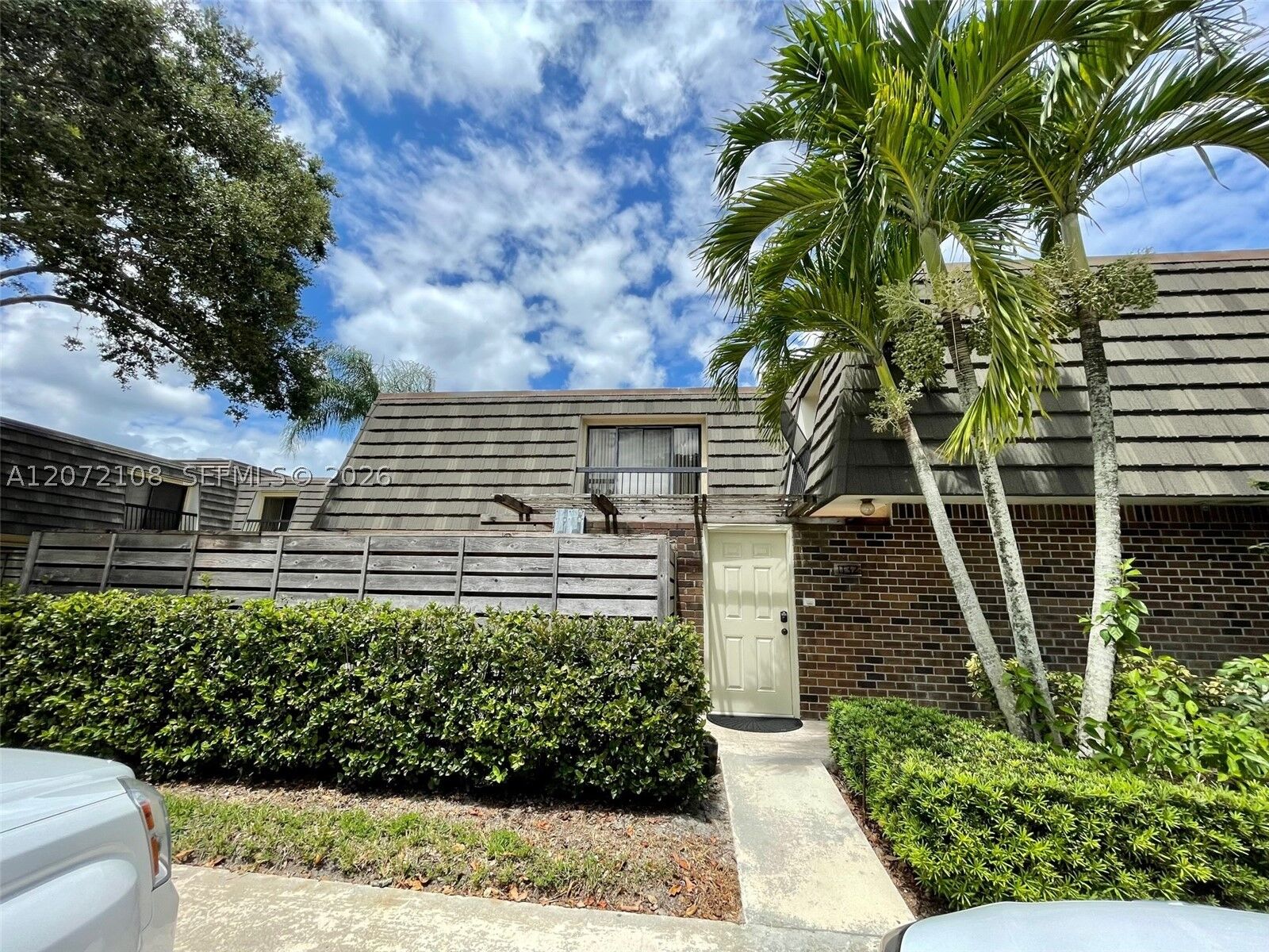 Property Photo: 1132 11th Ter 1132 FL 33418