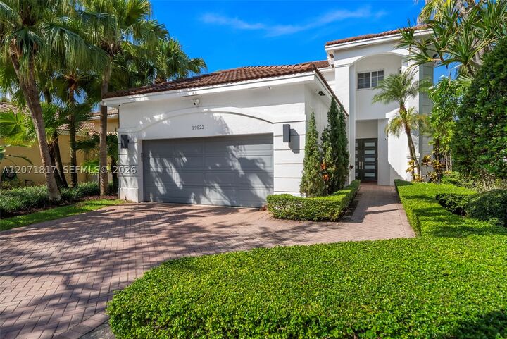 Property Photo:  19522 NE 17th Ave  FL 33179 