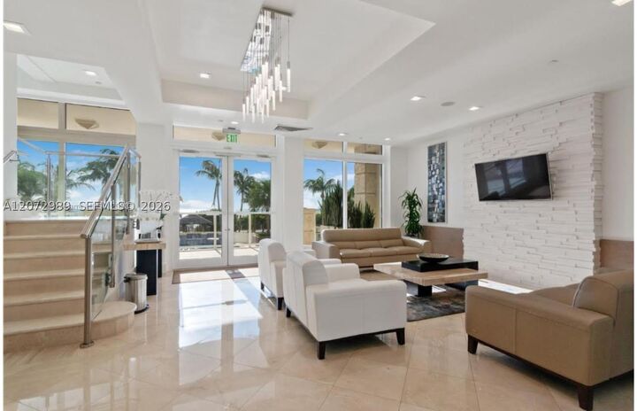 Property Photo:  4775 Collins Ave 502  FL 33140 