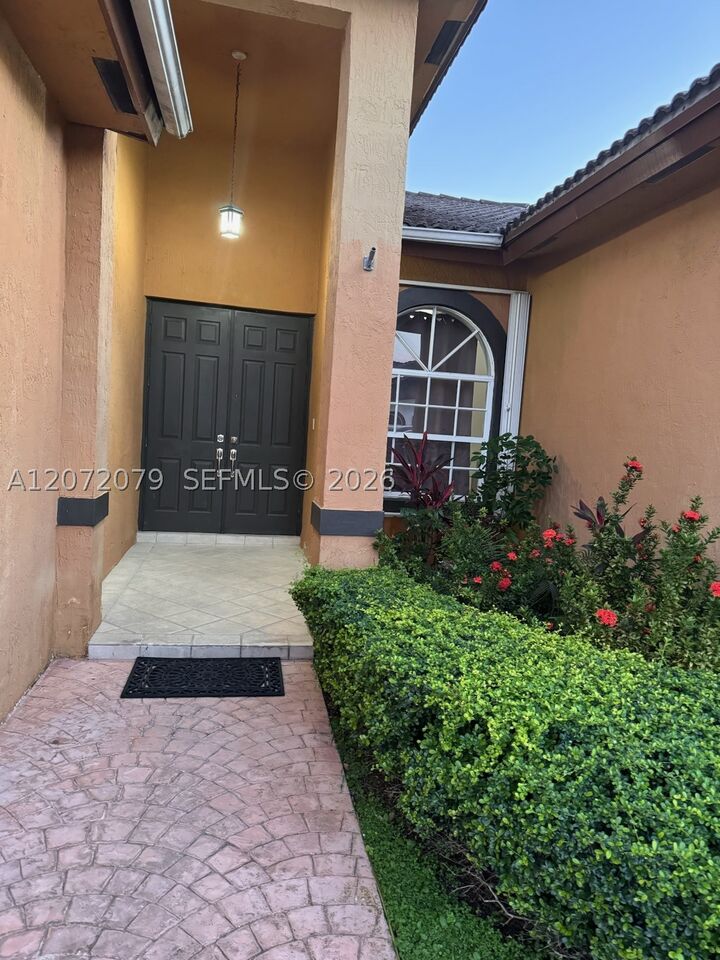 Property Photo: 15234 SW 140th St FL 33196