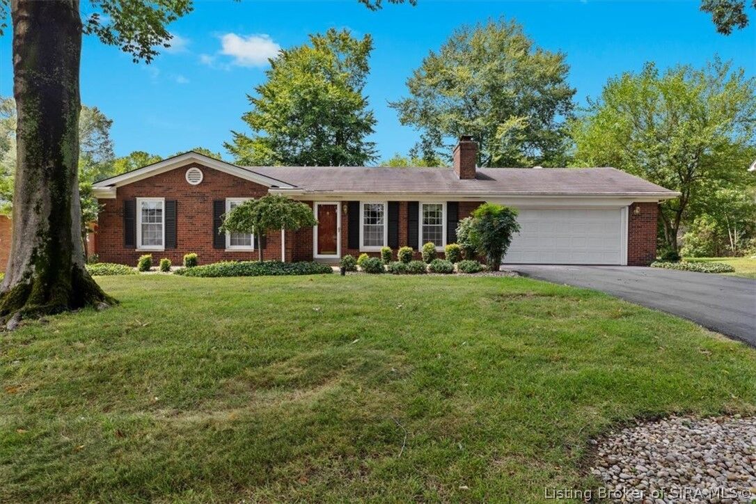 Property Photo:  833 Beechwood Drive  IN 47172 