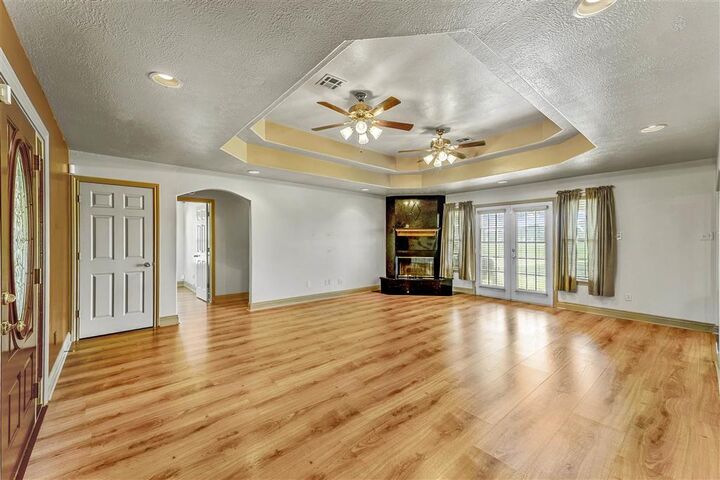 Property Photo: 6853 Calder Street LA 70605
