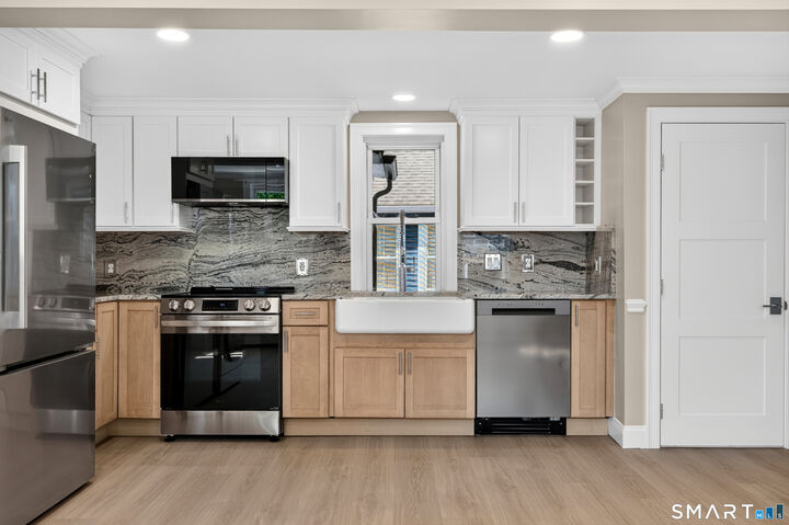 Property Photo:  3 Pearl Street C  CT 06355 