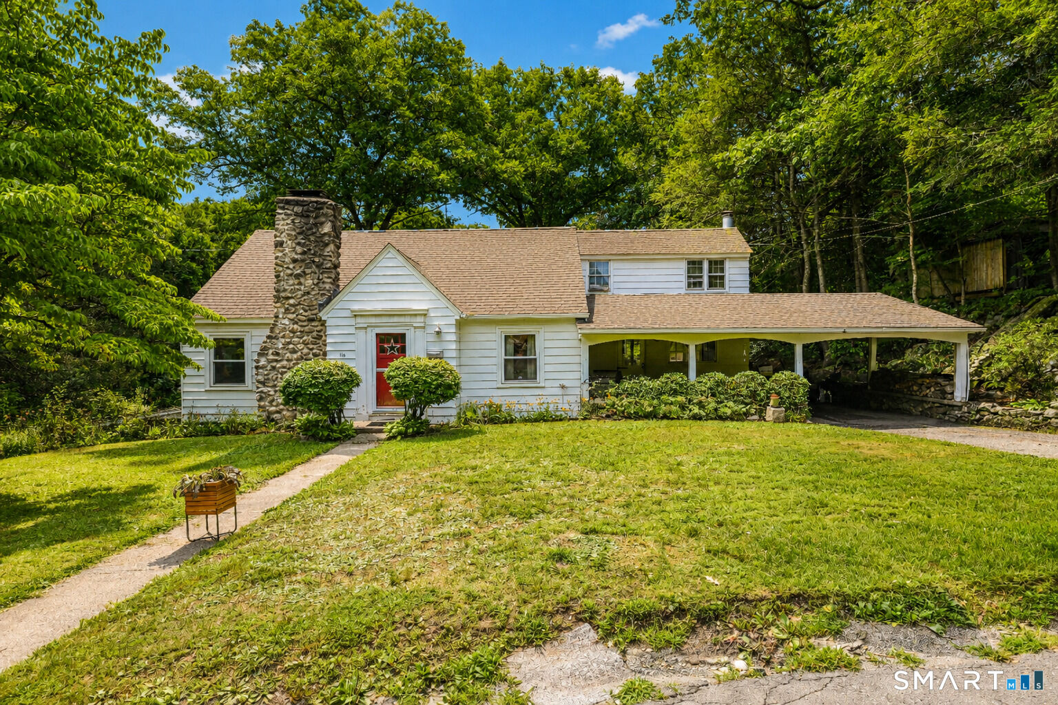 Property Photo:  116 Mount Vernon Avenue  CT 06708 