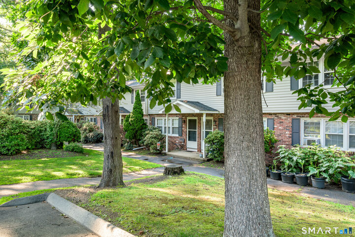 Property Photo:  280 East Main Street E6  CT 06413 