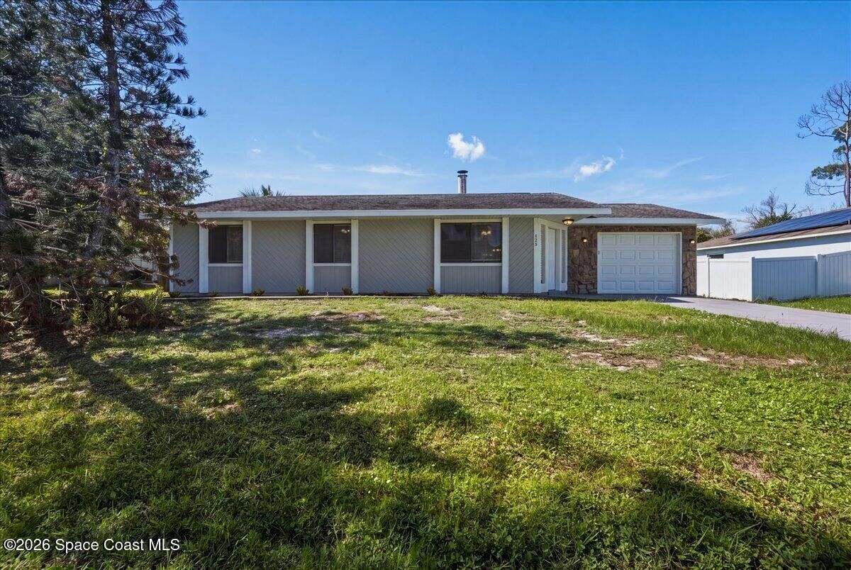 Property Photo:  428 Trumpet Street SW  FL 32908 