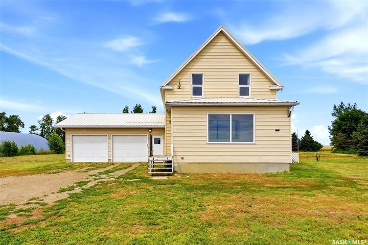 Property Photo: Rural Address SK S0G 3L0