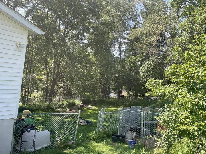 Property Photo: 145 Calloway St VA 24333