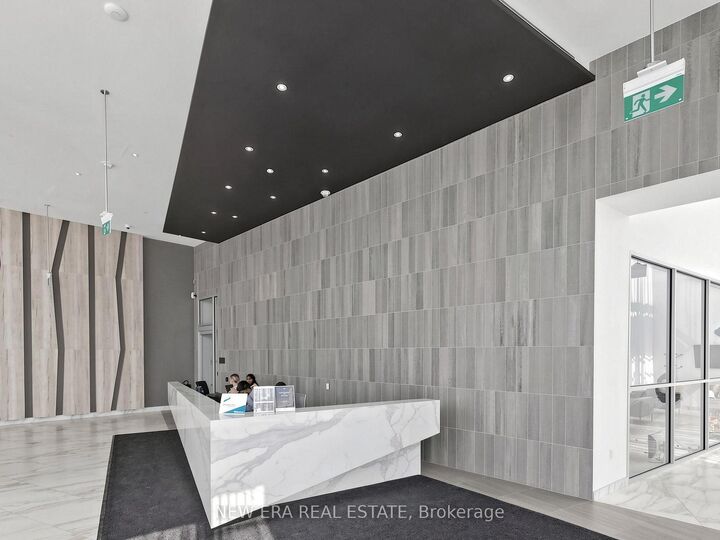 Property Photo: 3883 Quartz Road 2107 ON L5B 0M4