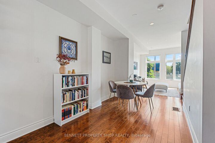 Property Photo: 288 Cambridge Street N ON K1R 0B4