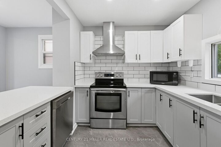 Property Photo:  67 East 13th Street Main Floor  ON L9A 3Z4 
