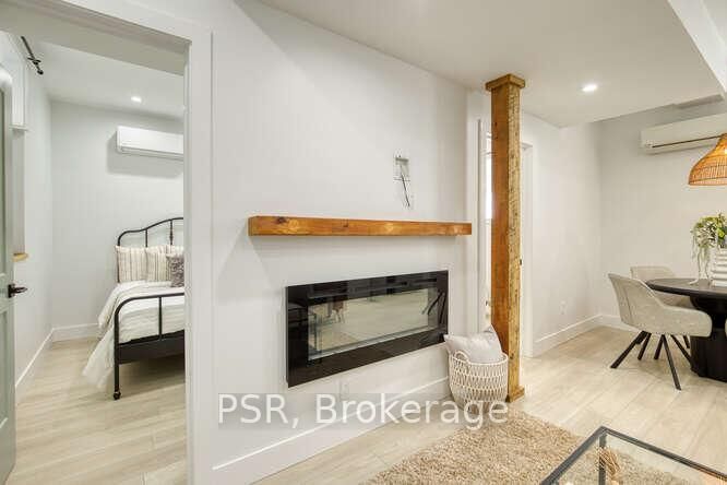 Property Photo:  51 Dupont Street E C  ON N2J 2G8 
