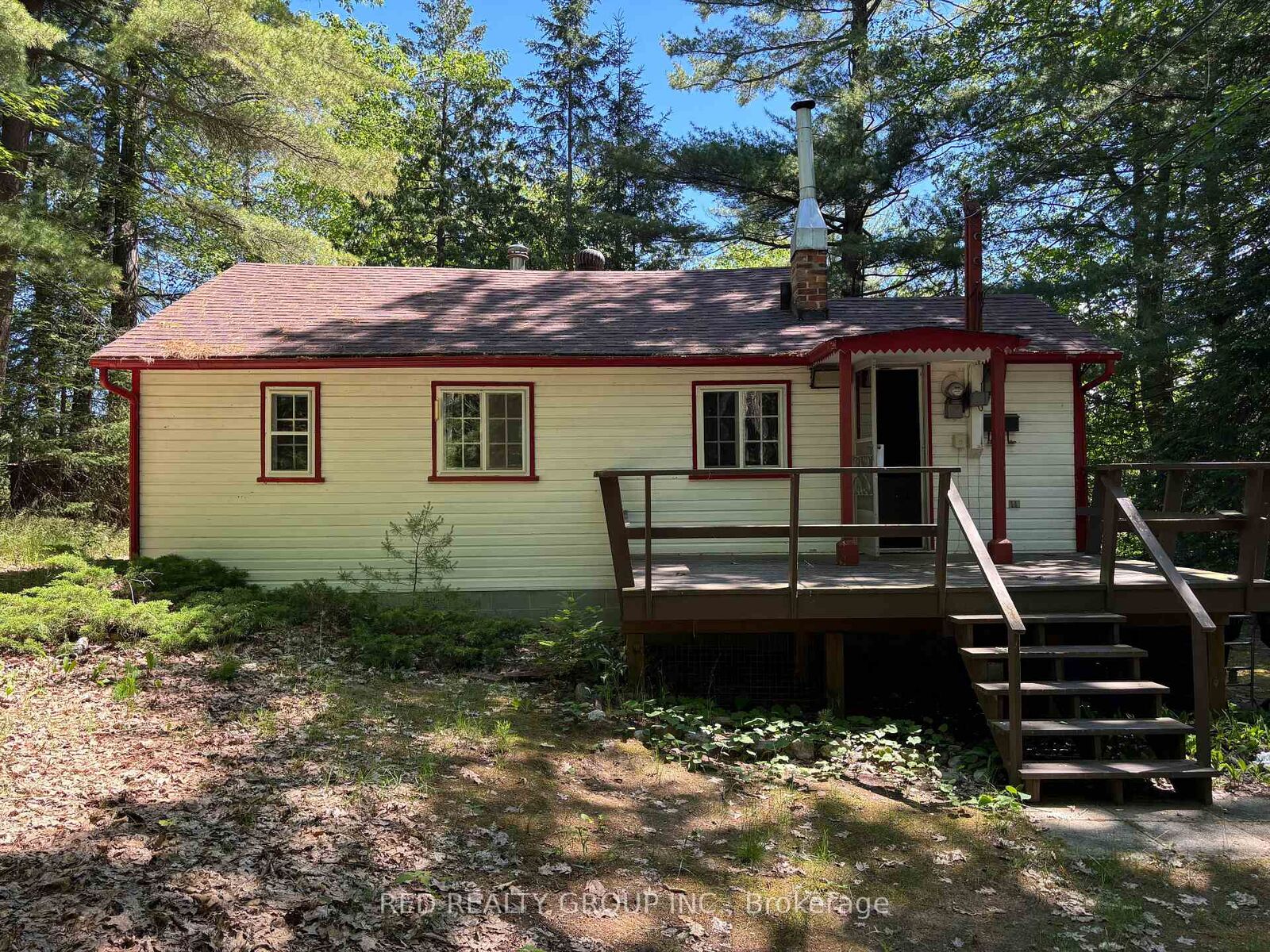 Property Photo: 195 Sunnidale Road S ON L9Z 2T3