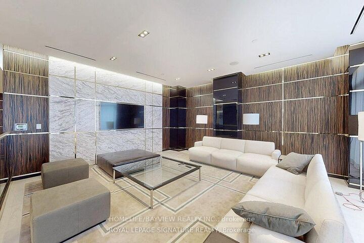 Property Photo: 3018 Yonge Street W 203 ON M4N 0A5