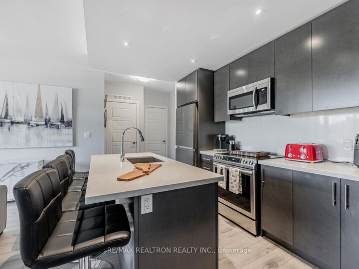 Property Photo:  375 Sea Ray Avenue 205  ON L9S 0M3 
