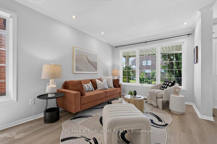 Property Photo: 2293 Oakhaven Drive ON L6M 3Y9