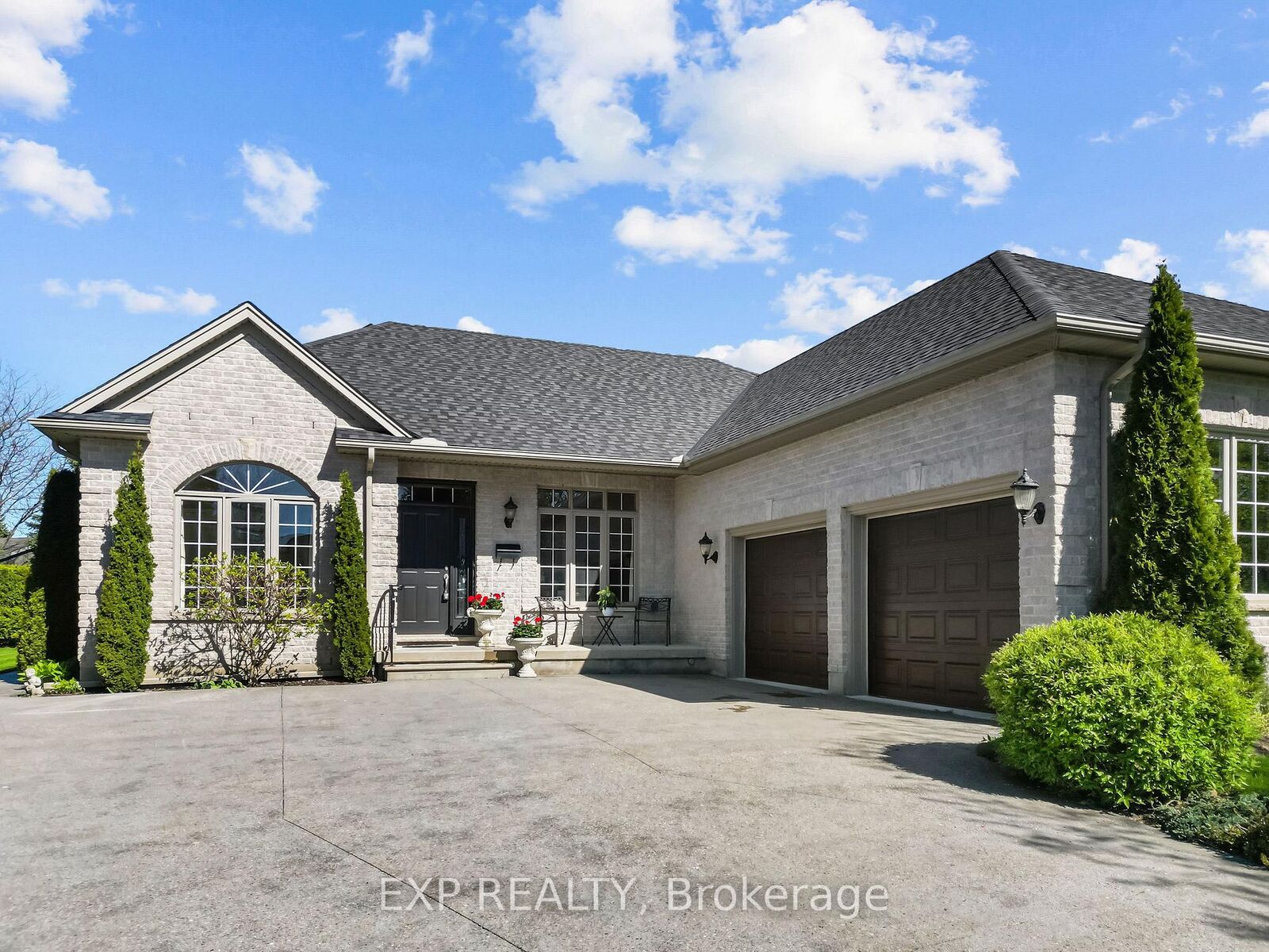 Property Photo: 1991 Whippoorwill Place ON N6G 5L7