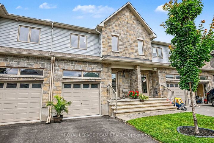 227 King Street — photo 1