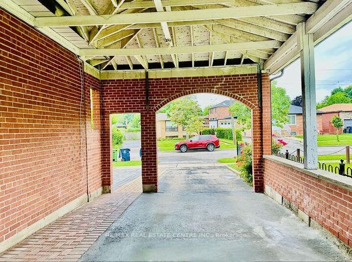 Property Photo: 22 Beran Drive ON M1G 1G1